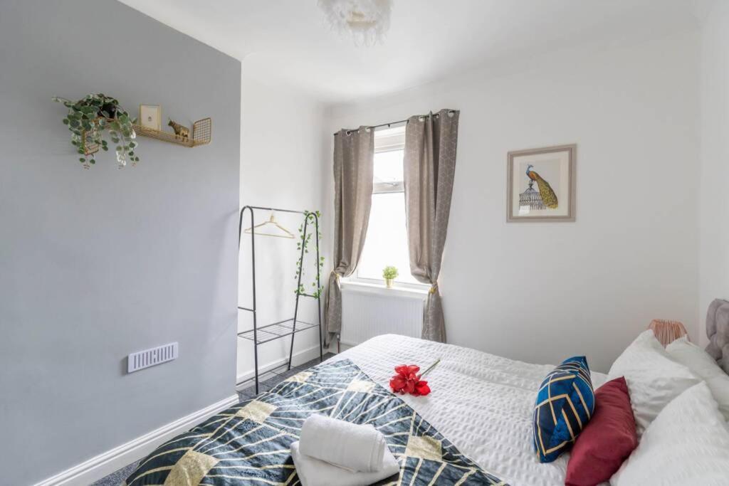 The Gatsby - Beautiful Spacious Central House Cardiff Exteriör bild