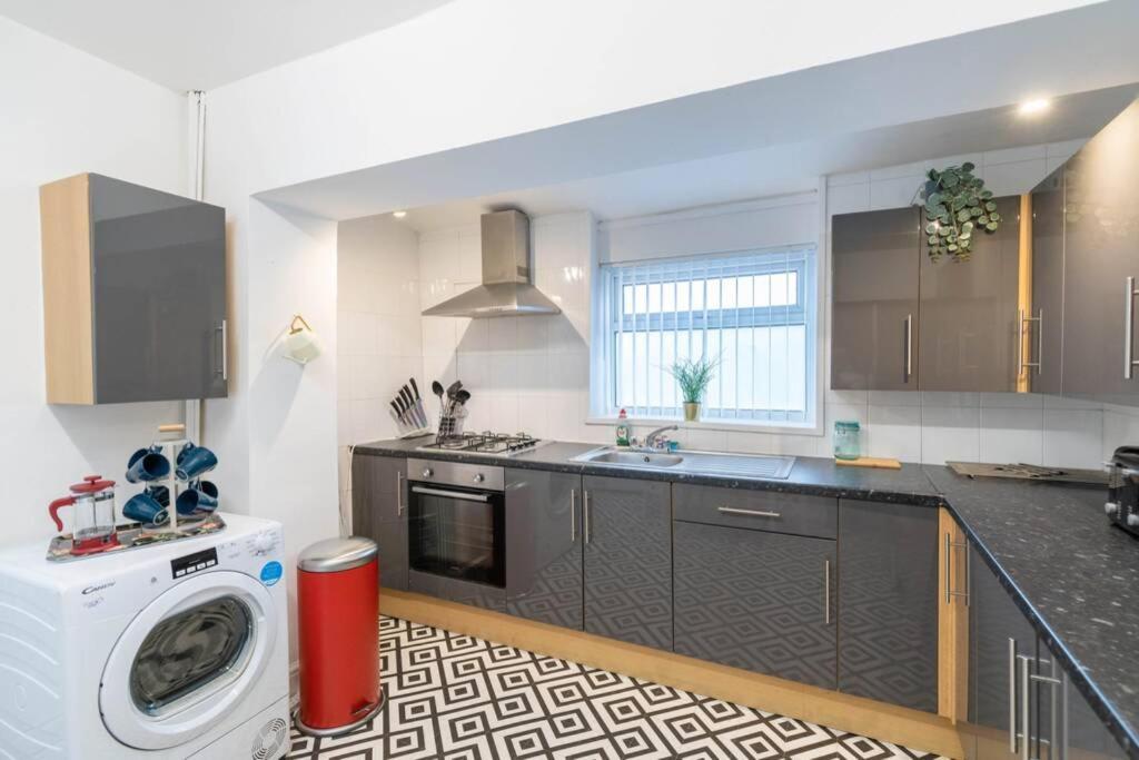 The Gatsby - Beautiful Spacious Central House Cardiff Exteriör bild